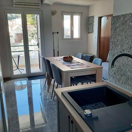 Ema Apartman Brela Kültér fotó