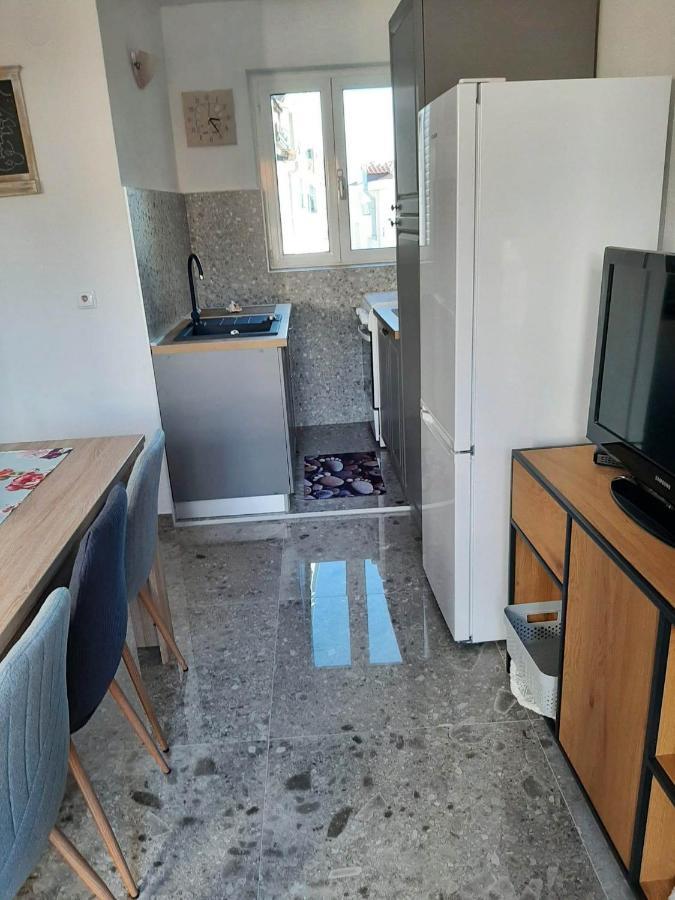 Ema Apartman Brela Kültér fotó